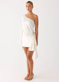 Statement Hour One Shoulder Top Ivory