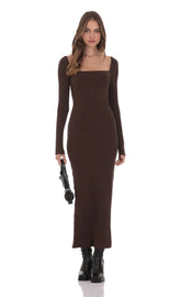 Cinch Tie Ribbed Maxi Dress in Brown