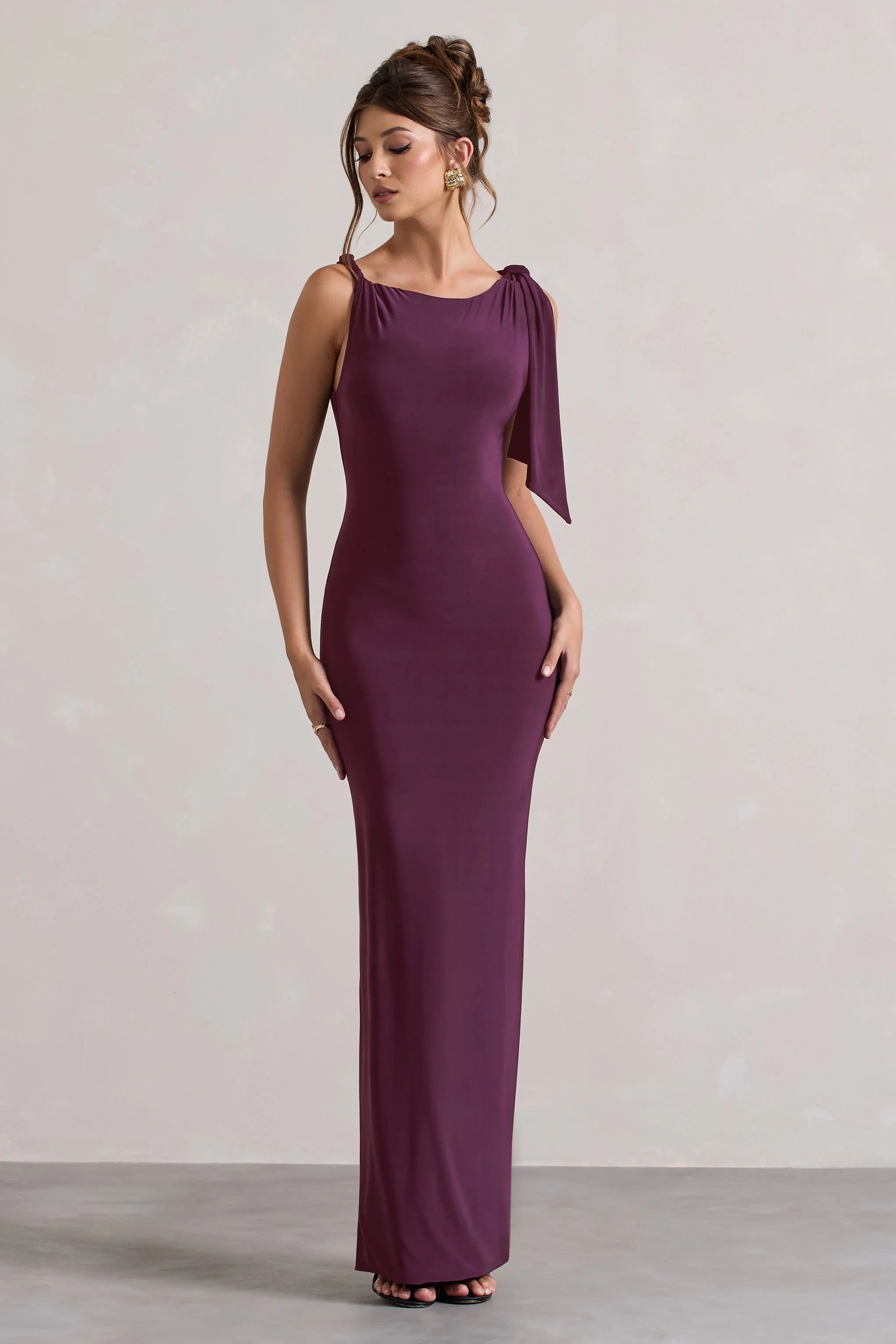 Kacey Plum Twisted Knot Maxi Dress