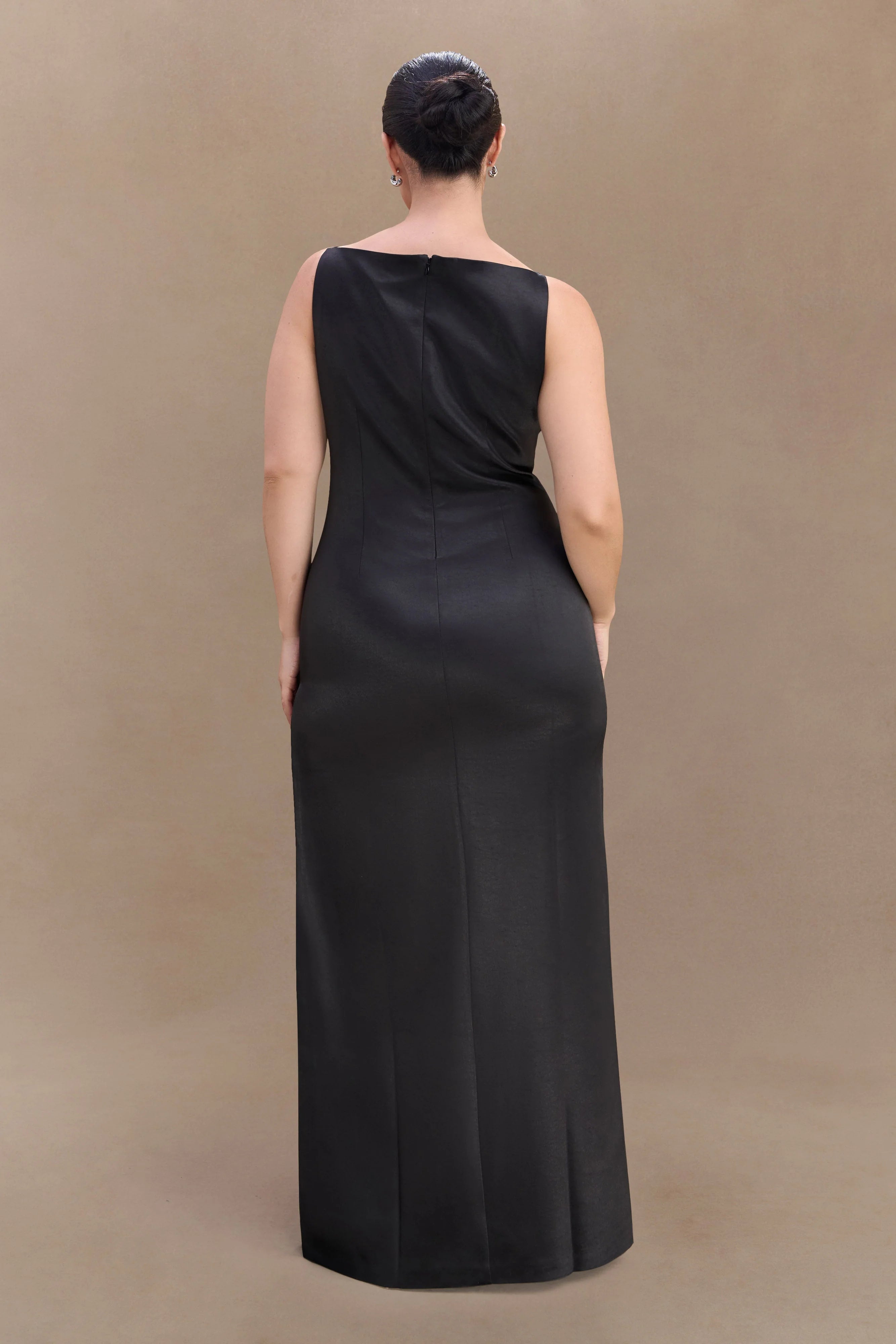 Violet Sleeveless Satin Maxi Dress Black