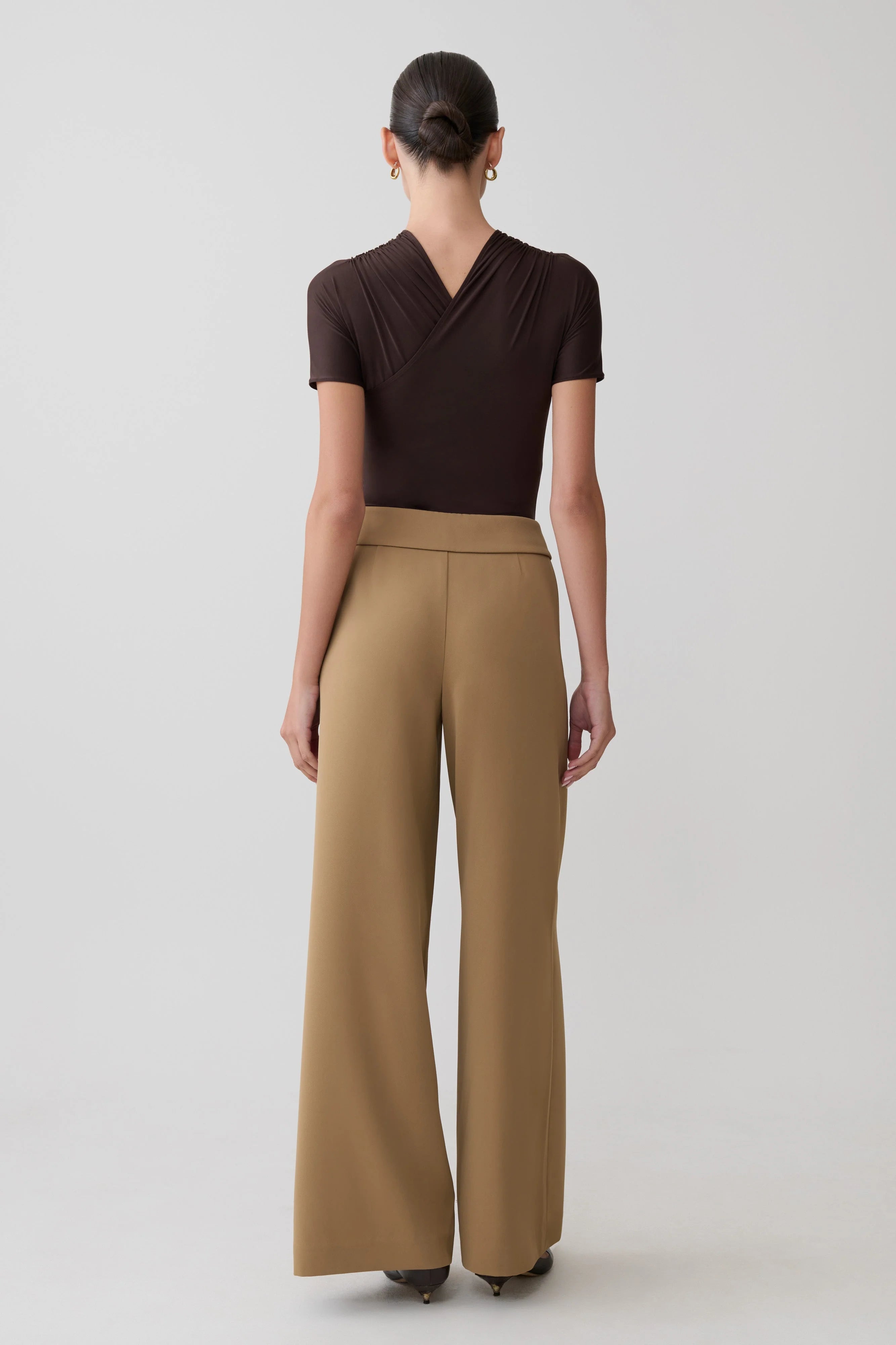 Junie Shortsleeve Cross Over Bodysuit Chocolate