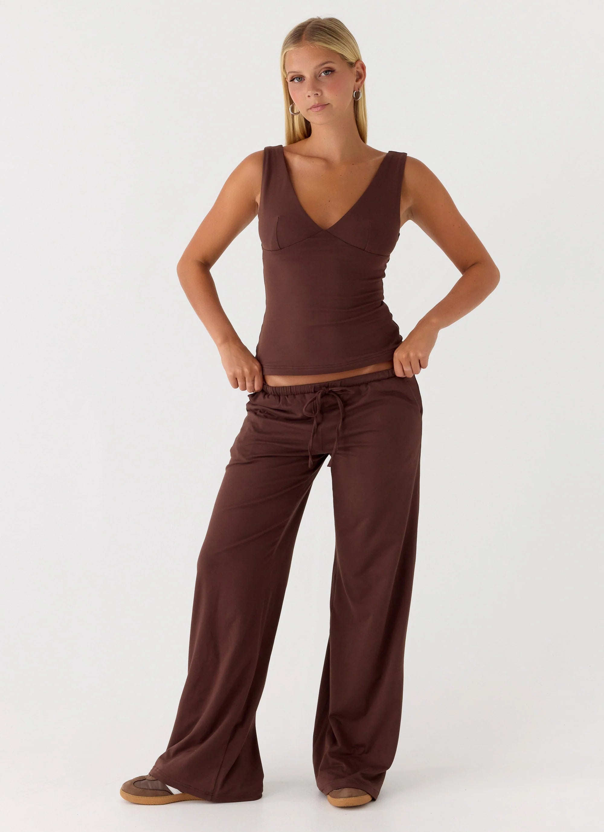 Hard To Tame Stretch Sweatpants Chocolate