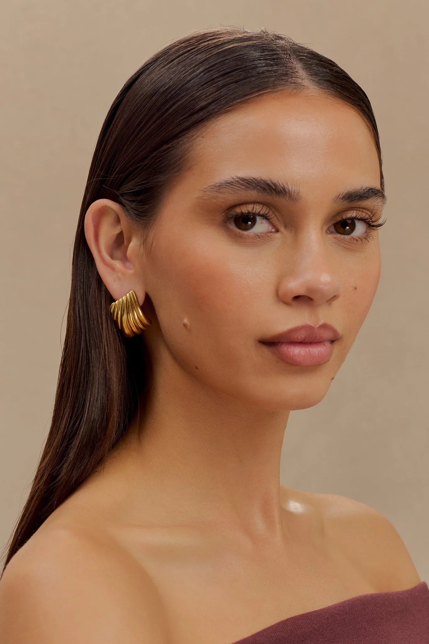 Olympia Textured Square Earrings Gold