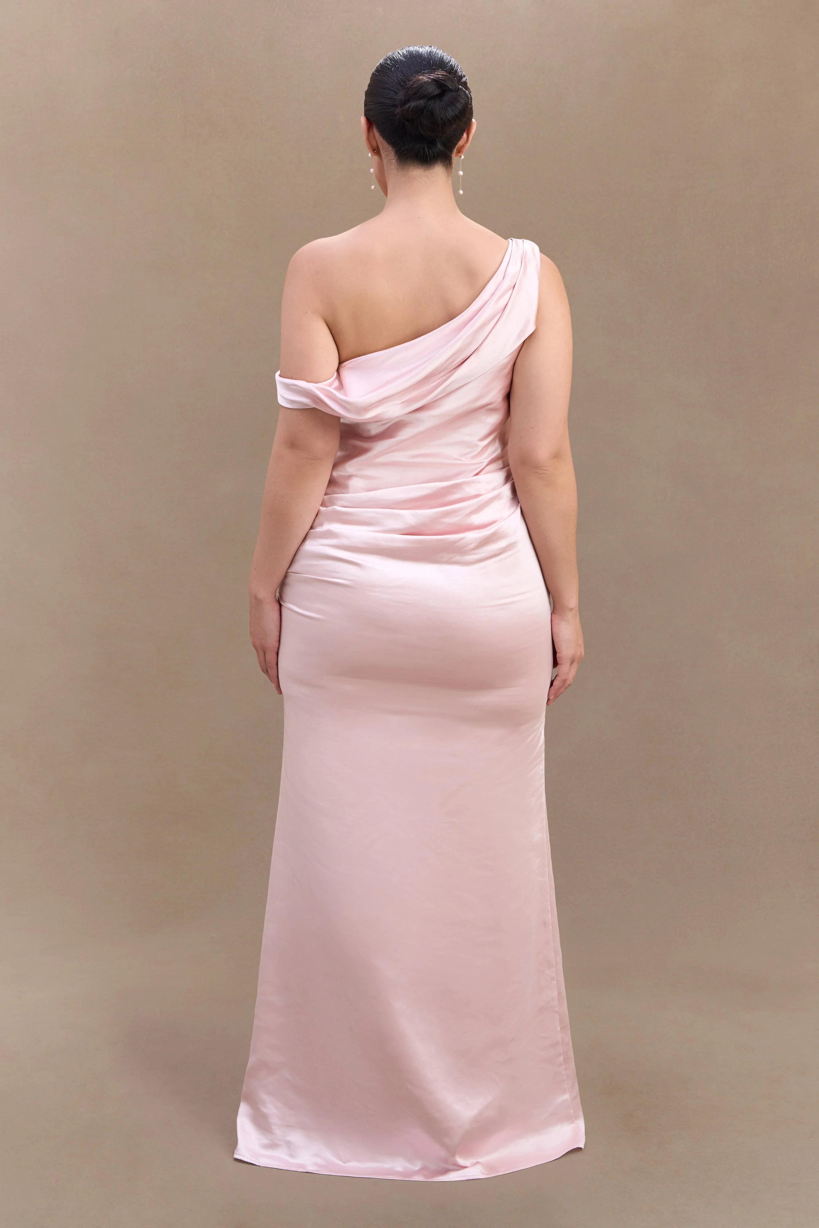 Dalia Off Shoulder Satin Maxi Dress Soft Pink