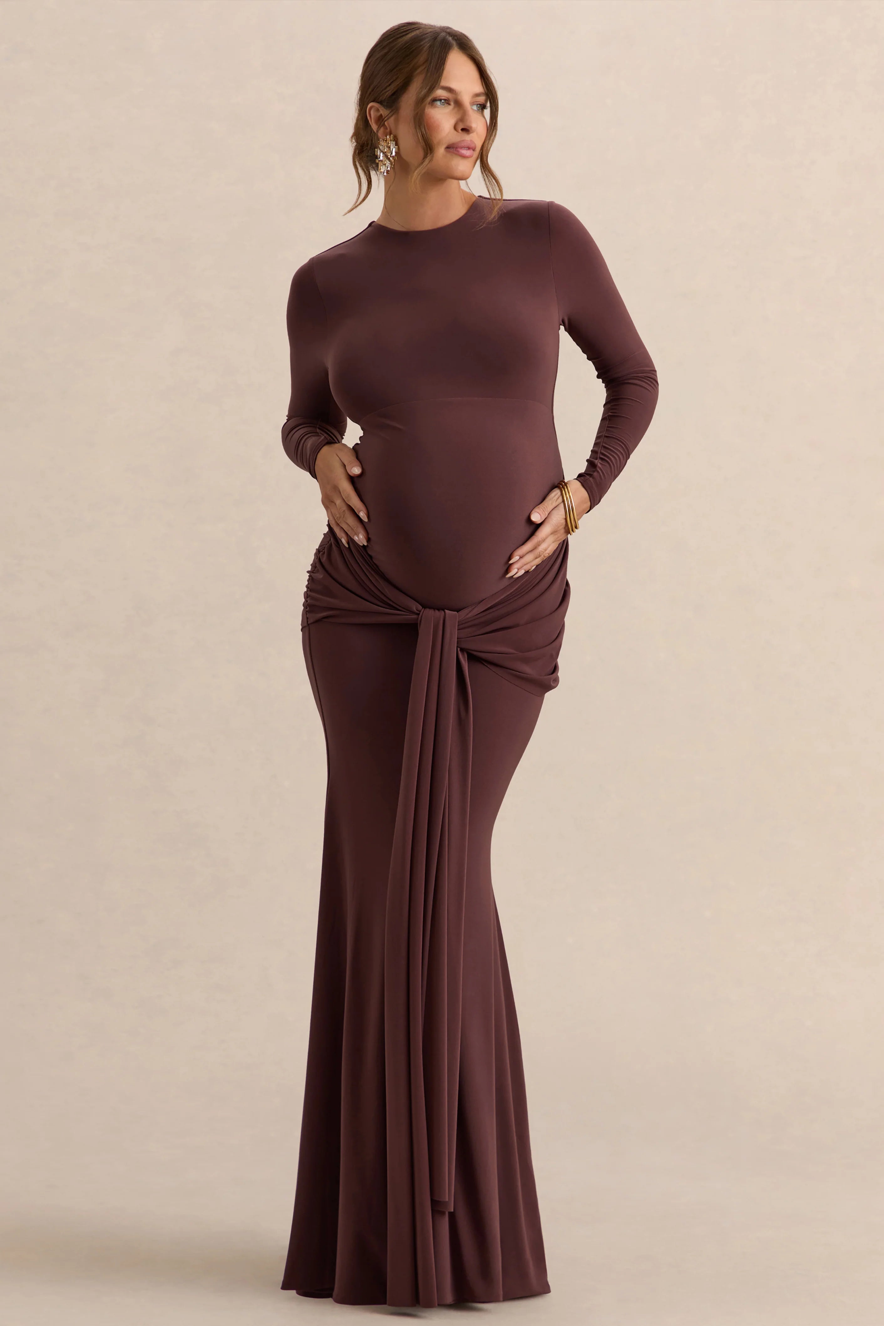 Aveny Brown Crew Neck Maternity Maxi Dress With Ruched Detailing And Sash