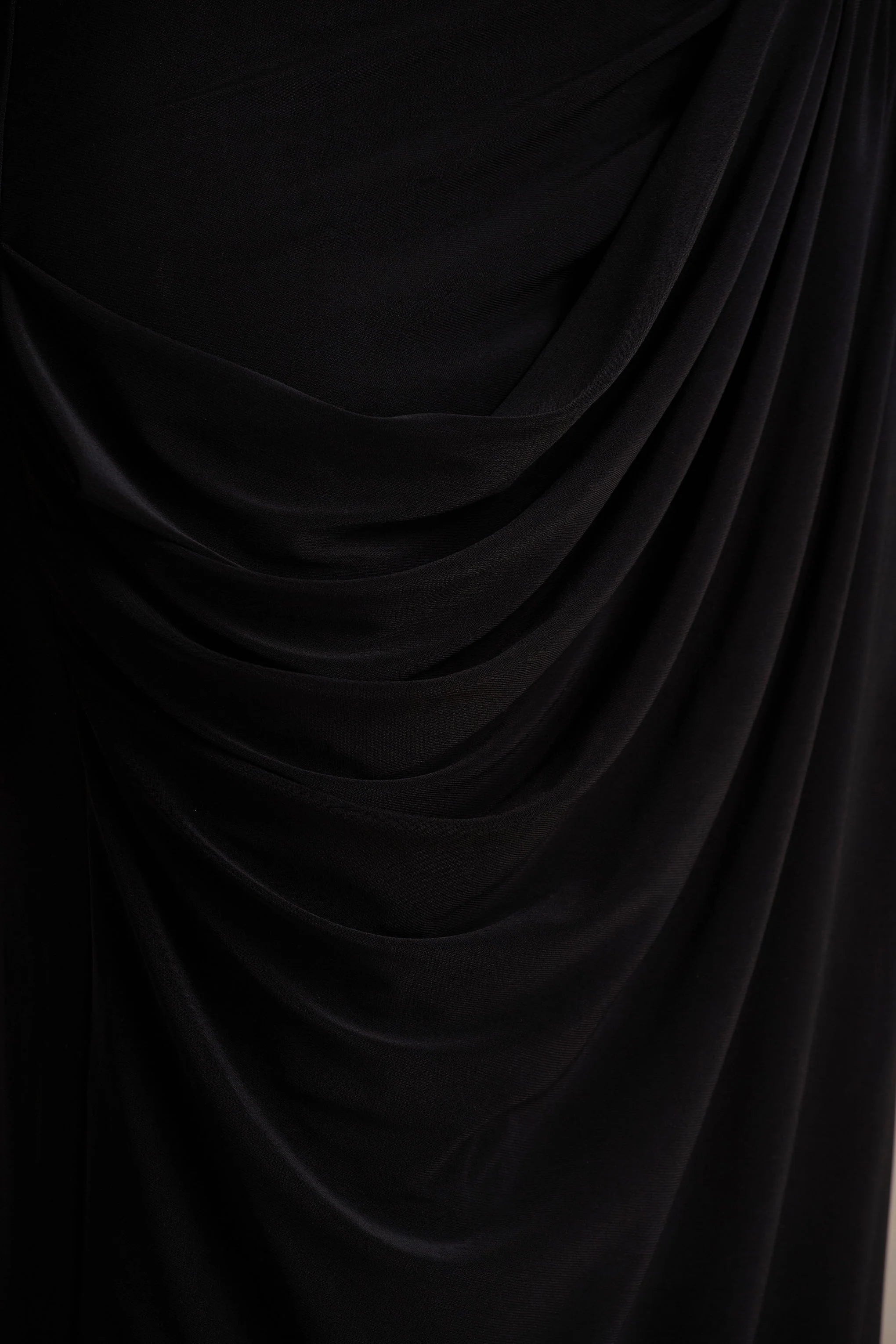 Fluxy Black Long Sleeved Crop Top With Ruched Detailing