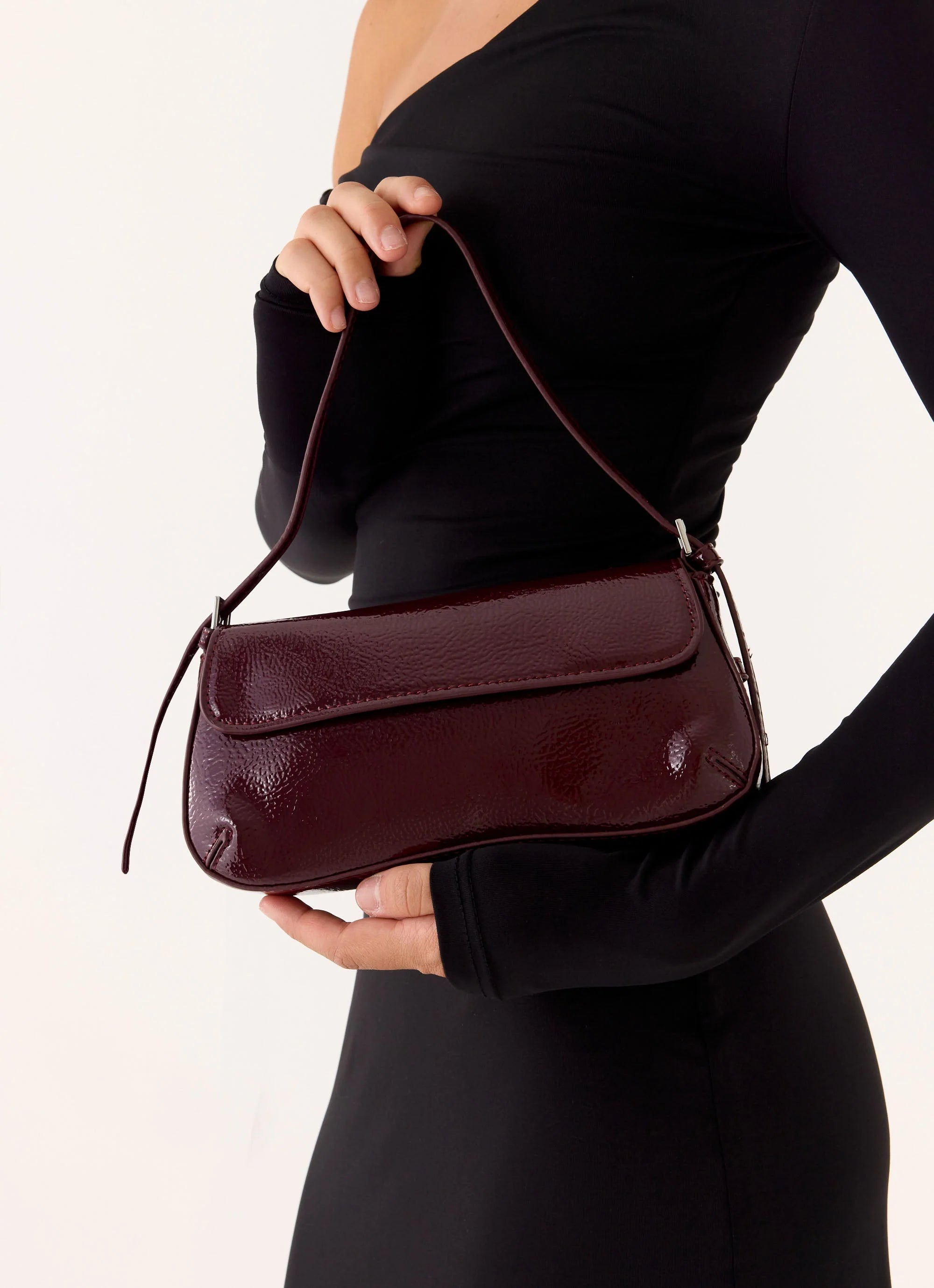 Amoretta Heart Bag Maroon