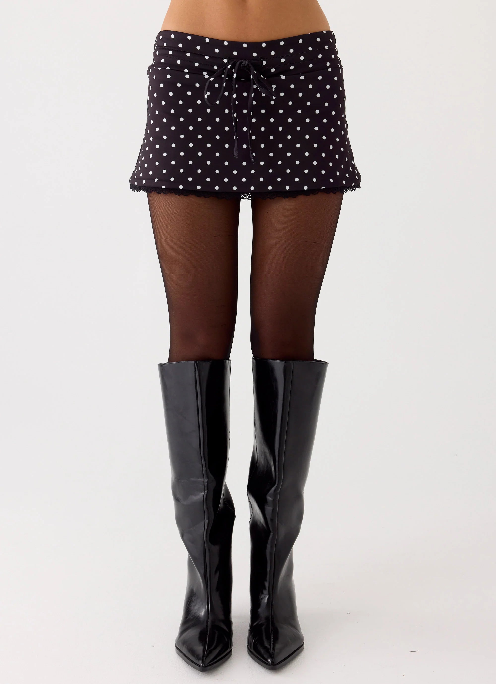 Get No Sleep Mini Skort Black Polkadot