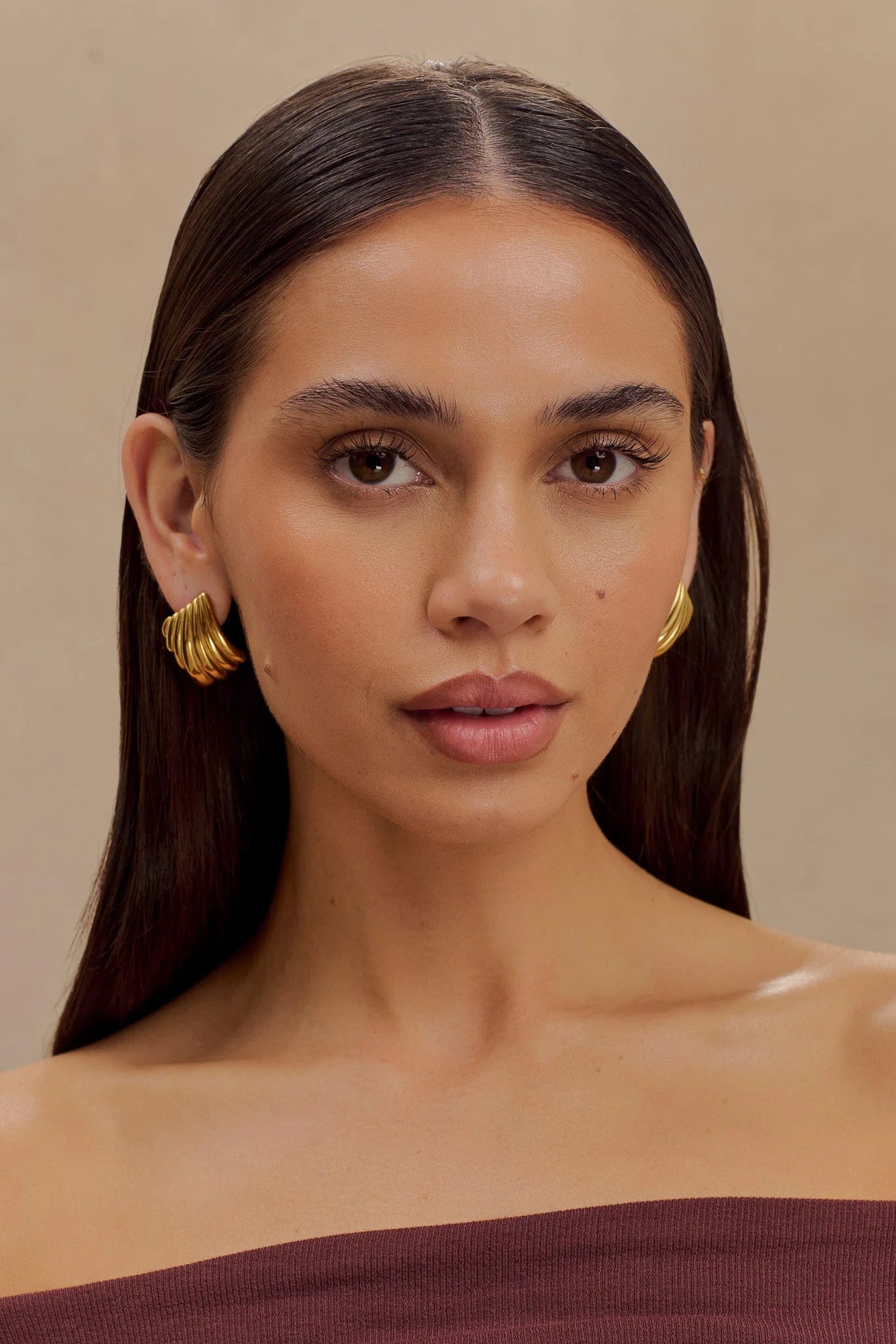 Olympia Textured Square Earrings Gold