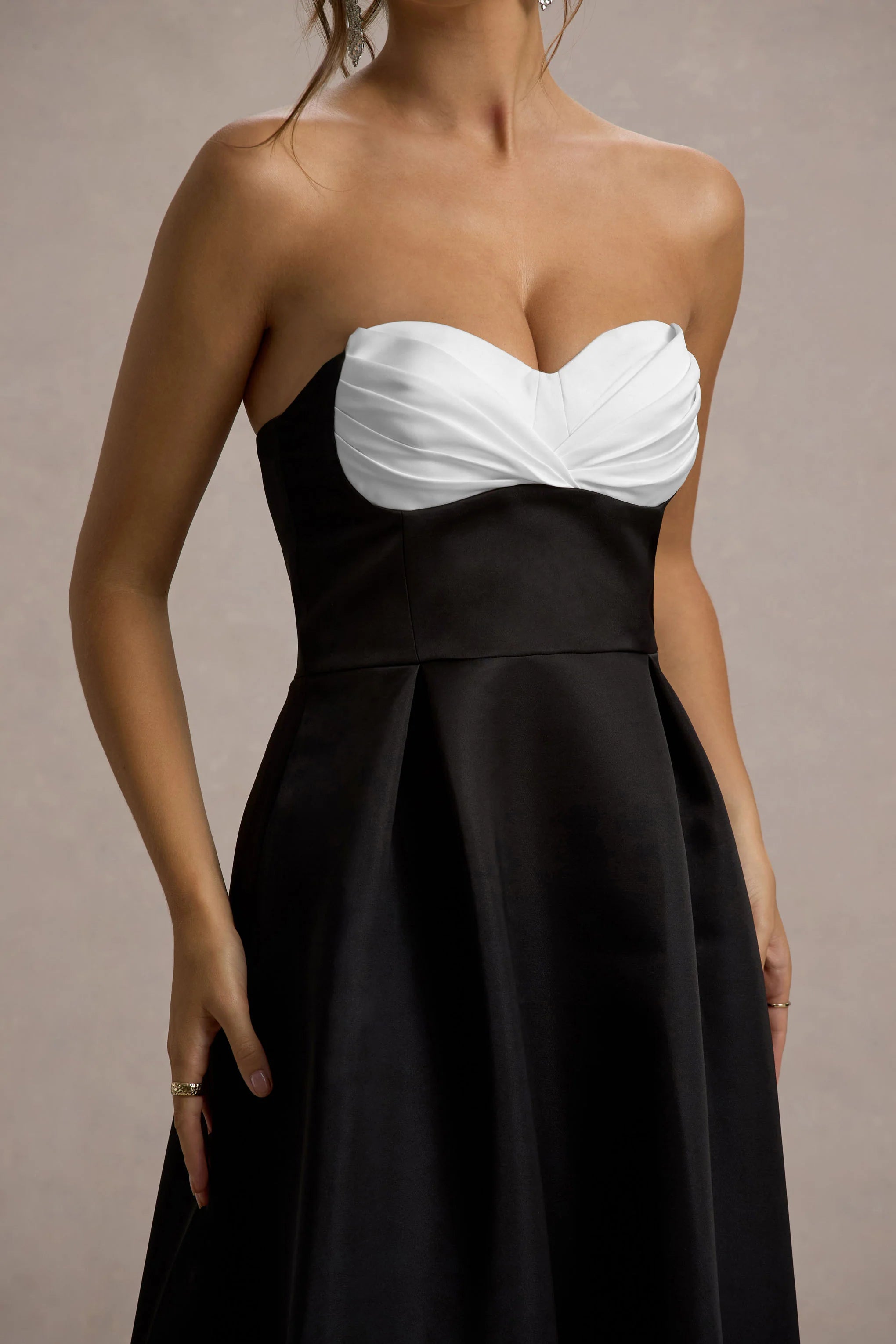 Wintour Black Satin Sweetheart Midi Dress