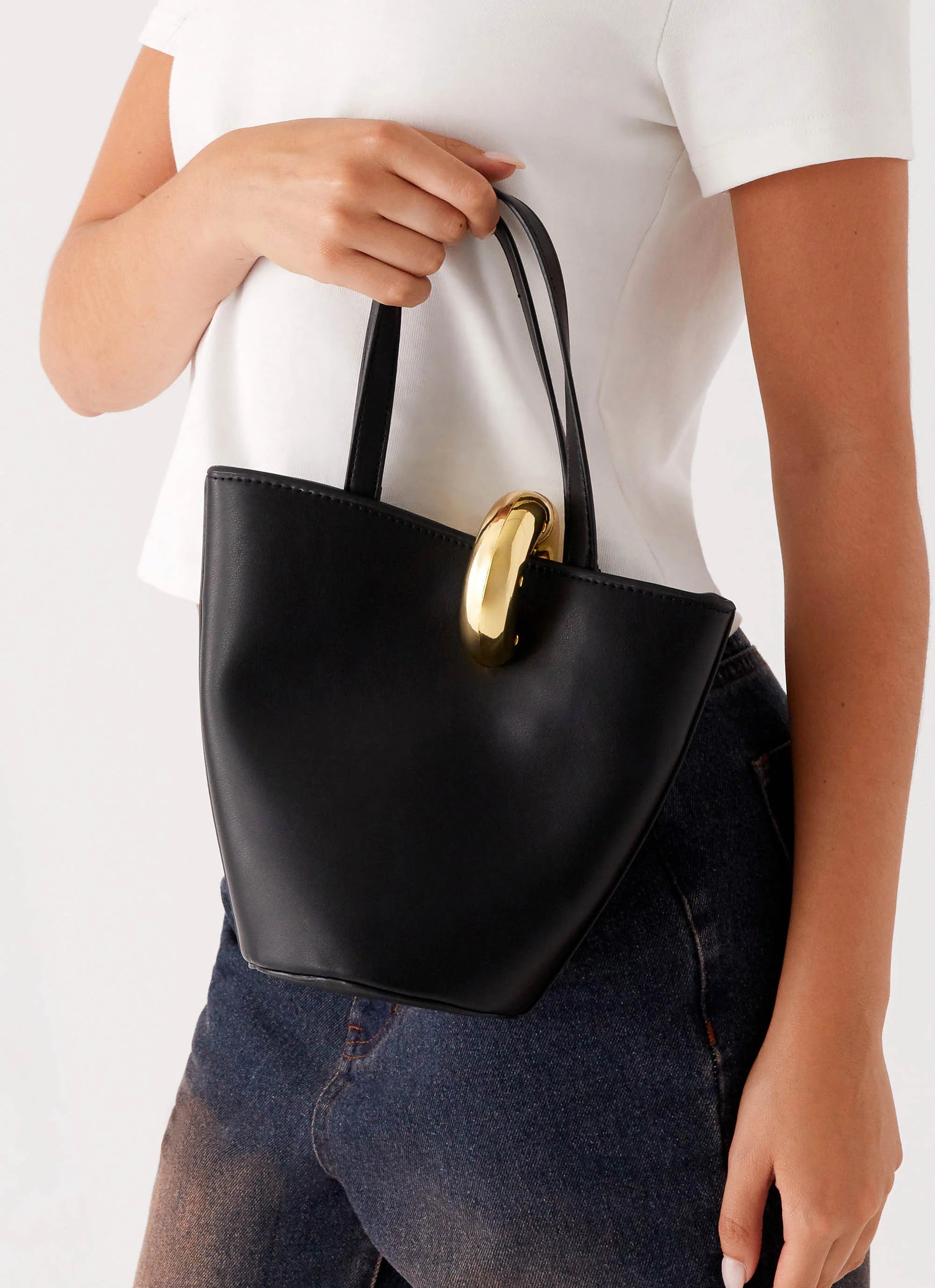 Deva Bag Black