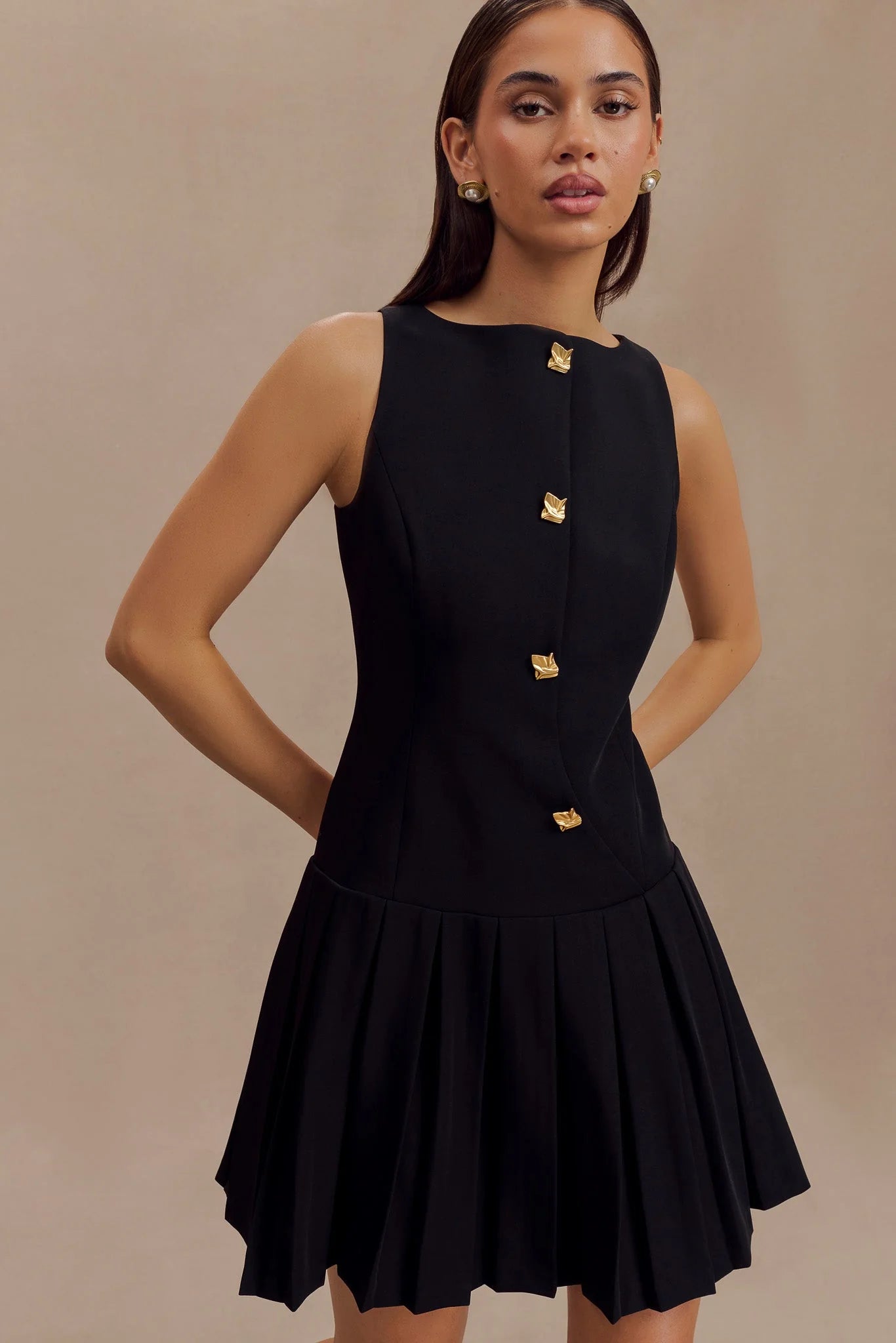 Mackenzie Sleeveless Pleated Mini Dress Black