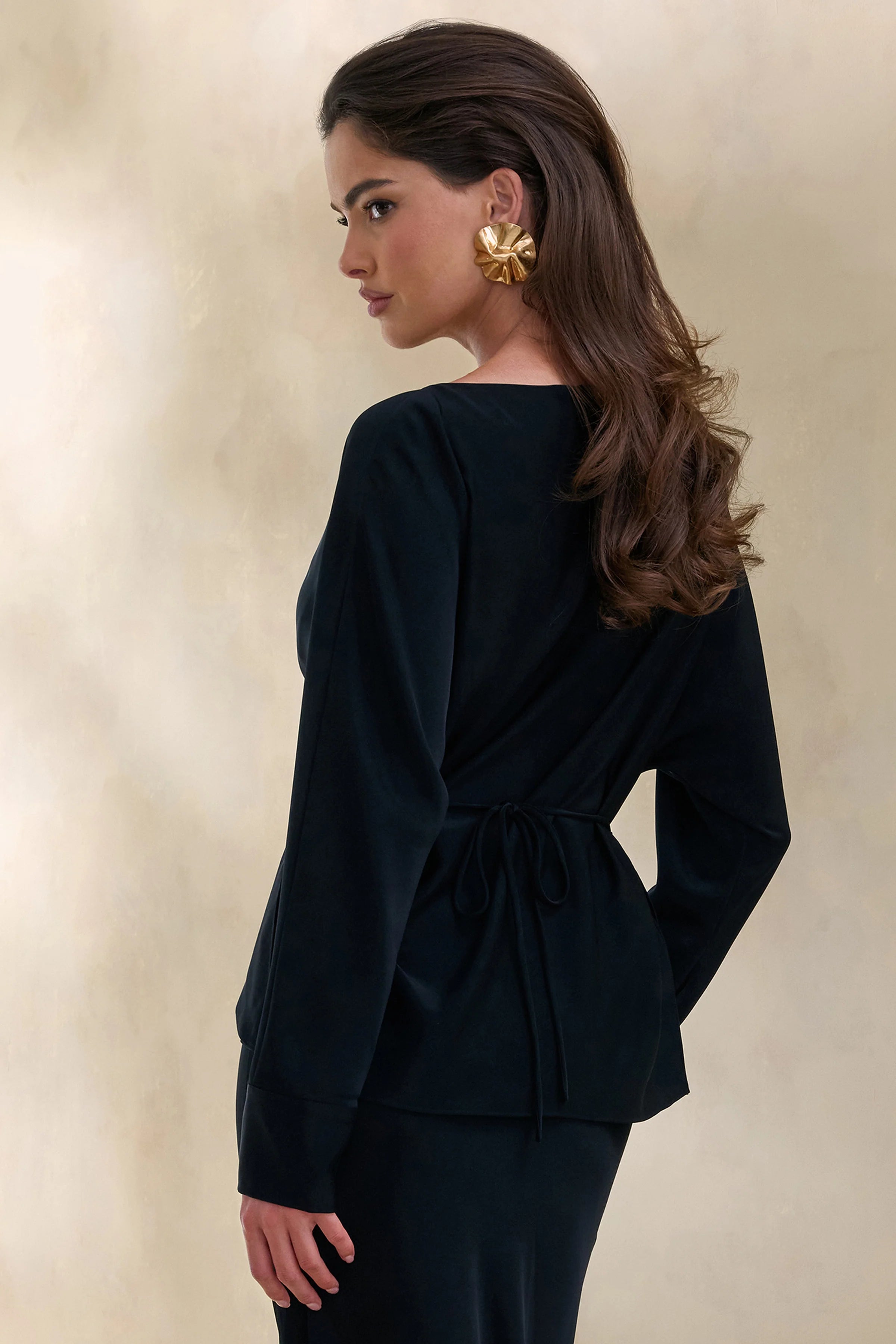Miravia Black Satin Wide Neck Long Sleeve Top