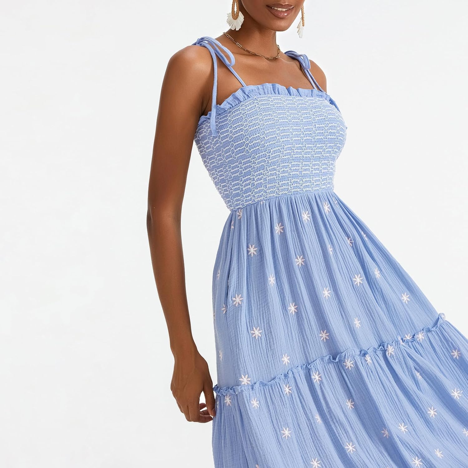 Women Floral Embroidered Maxi Dress Sleeveless Tie Shoulder Smocked Flowy Dress Boho Summer Sundresses with Pockets