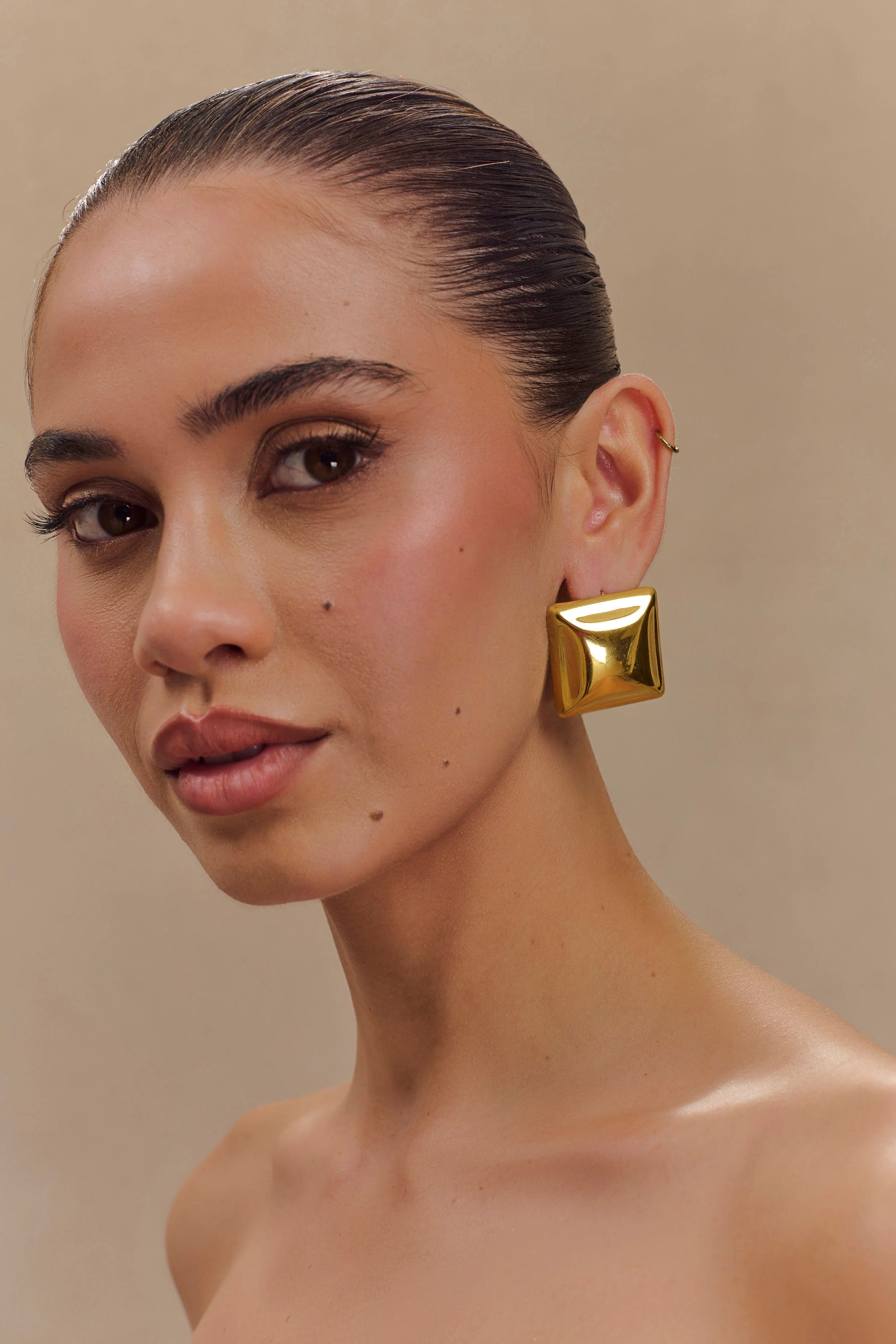 Wilma Square Earrings Gold