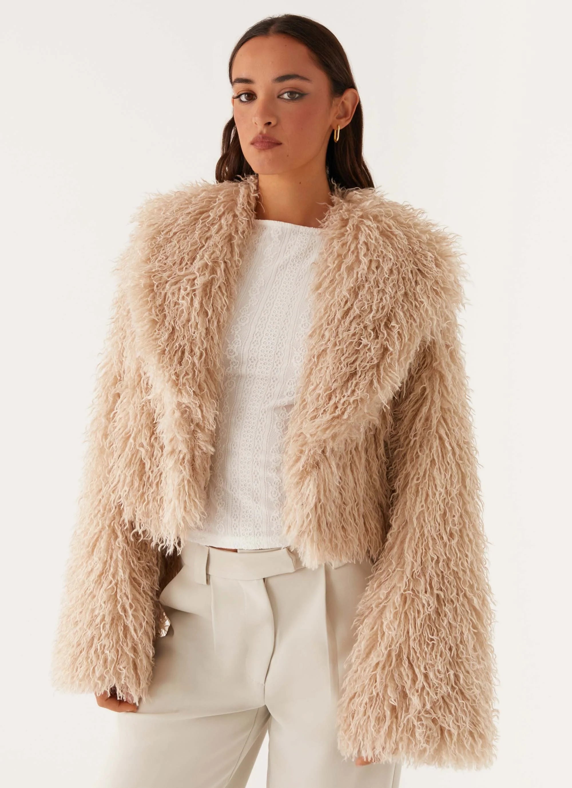 Virginia Cropped Faux Fur Jacket Taupe