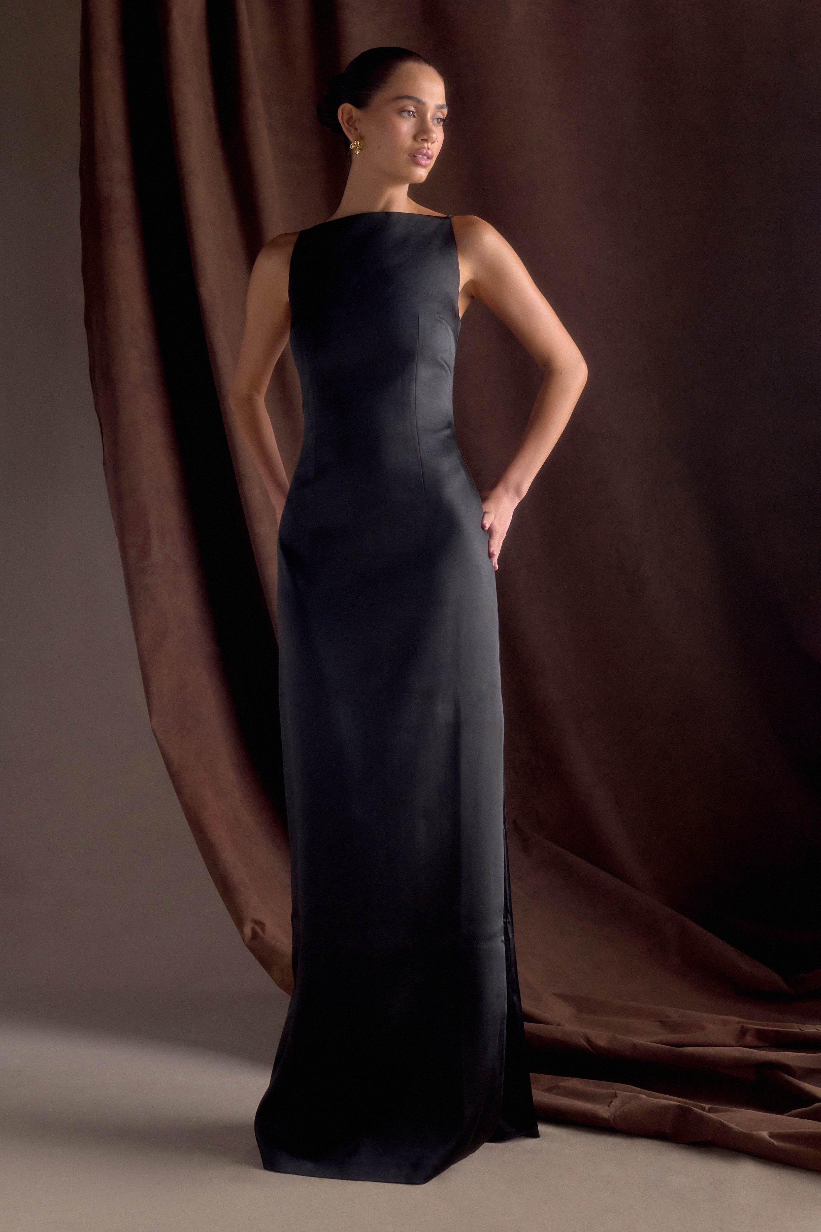 Violet Sleeveless Satin Maxi Dress Black