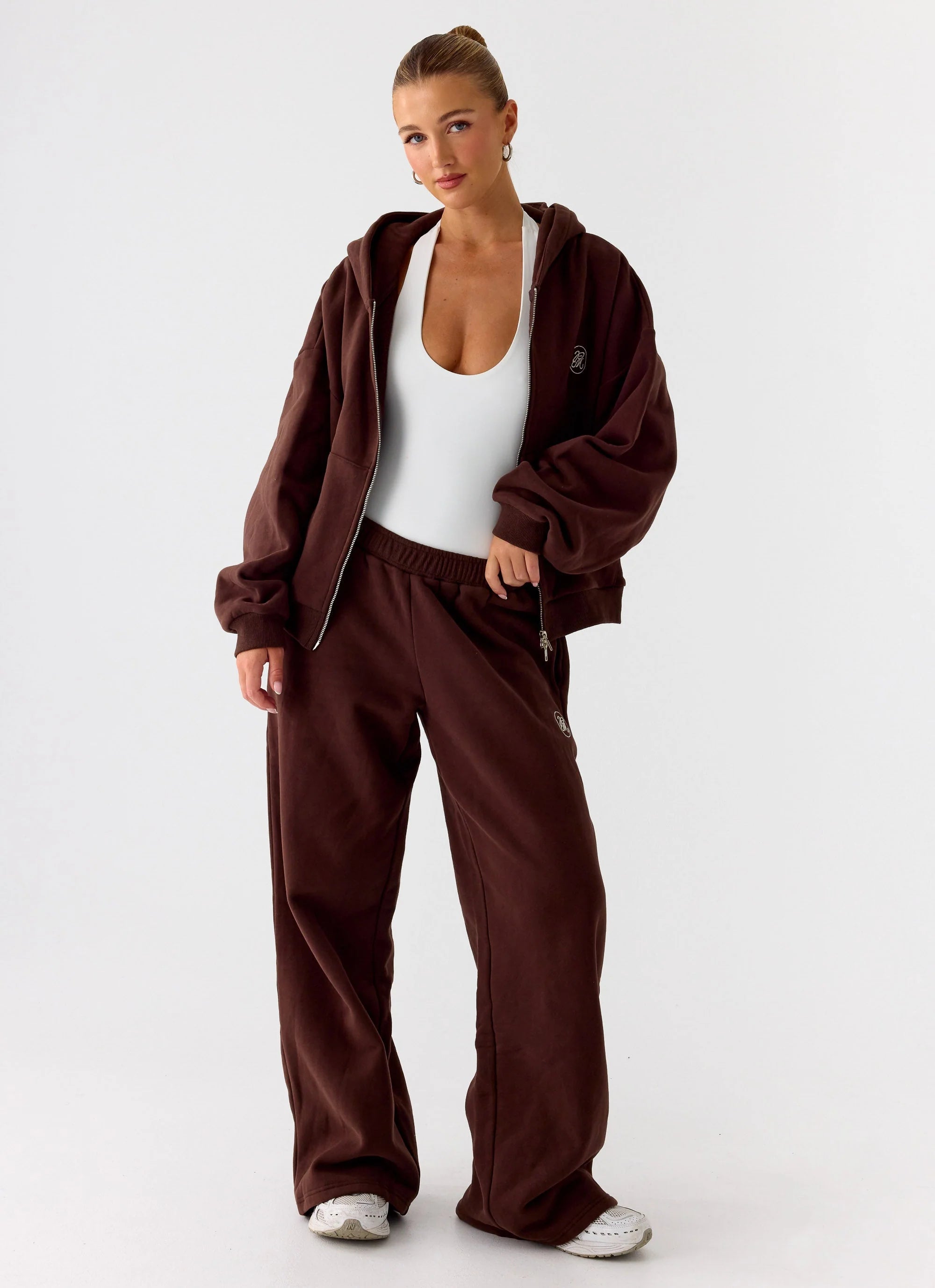 Signature Low Rise Sweatpants Chocolate