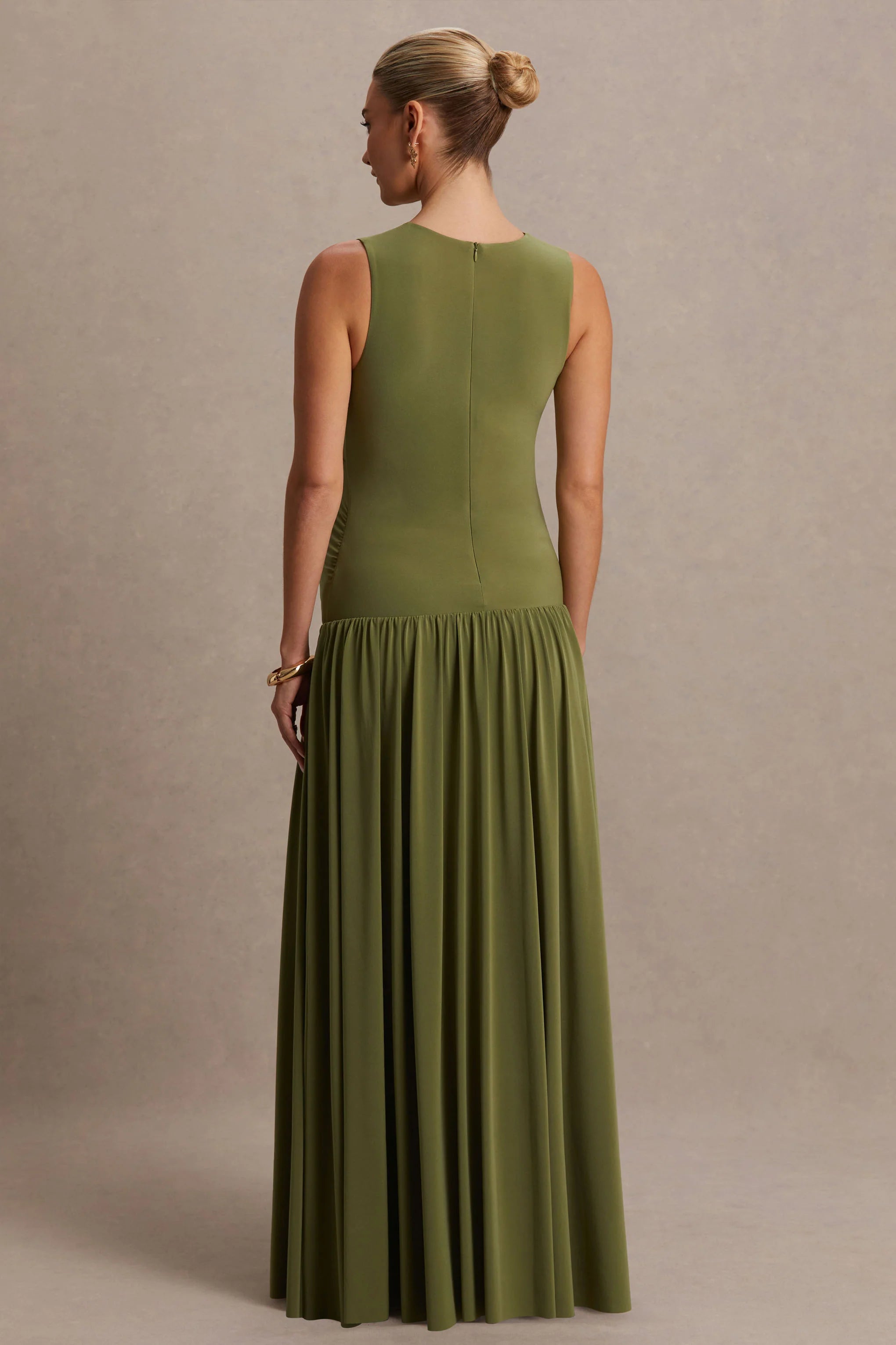 Outline Olive Crew Neck Maternity Maxi Dress With Pleated Skirt